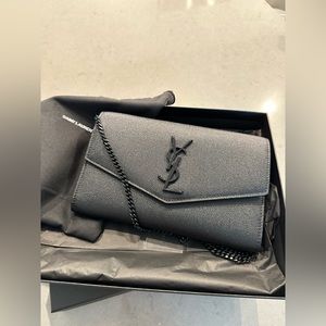 Yves Saint Laurent UPTOWN CHAIN WALLET IN GRAIN DE POUDRE EMBOSSED LEATHER